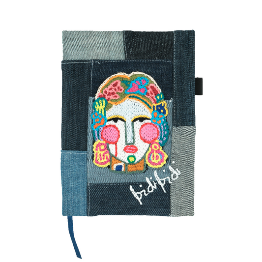 Caras y Caras  Undated Planner 12