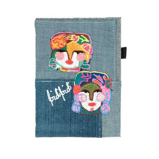 Caras y Caras  Undated Planner 20