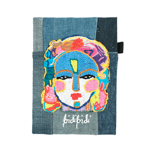 Caras y Caras  Undated Planner 26