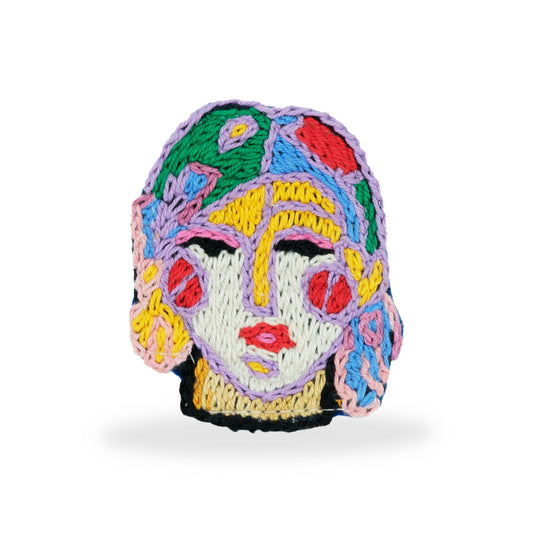 Caras y Caras Pin #30