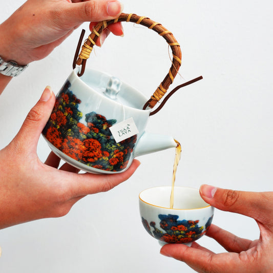 Juvenal Sansó Limited Ceramic Tea Set